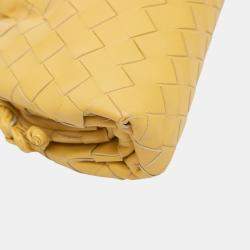 مملوكة مسبقًا Bottega Veneta Yellow Nappa Intrecciato The Mini Pouch Crossbody
