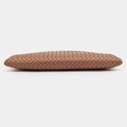 مملوكة مسبقًا Bottega Veneta Beige Leather Mesh Clutch