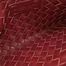 Pre Owned Bottega Veneta Burgundy Leather Mesh Pouch Bag