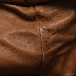 مملوكة مسبقًا حقيبة كلتش بوتيغا فينيتا جلد بني تين 