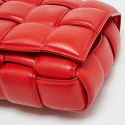 Pre Owned Bottega Veneta Cassette Chain Red Padded Leather Top Handle Bag