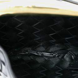 مملوكة مسبقًا حقيبة بوتيغا فينيتا جلد انتريشياتو لامبك ين صغير أسود سردين