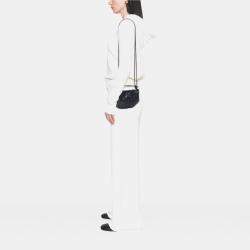 مملوكة مسبقًا حقيبة بوتيغا فينيتا جلد انتريشياتو لامبكين صغير أسود سردين