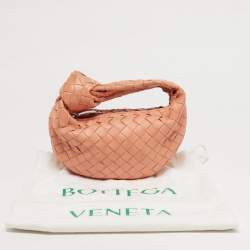 مملوكة مسبقًا Bottega Veneta Jodie Knot Mini Peach Pink Intrecciato Leather Hobo