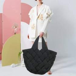 مملوكة مسبقًا Bottega Veneta Cassette Padded Black Intrecciato Nylon Tote