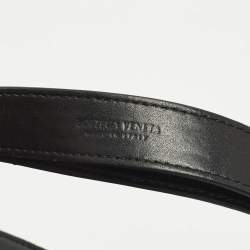 Pre Owned حقيبة حزام بوتيغا فينيتا جلد إنترشياتو سوداء كاسيت