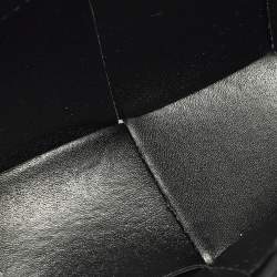 Pre Owned حقيبة حزام بوتيغا فينيتا جلد إنترشياتو سوداء كاسيت