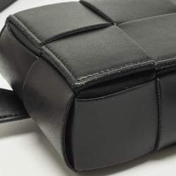 Pre Owned حقيبة حزام بوتيغا فينيتا جلد إ�نترشياتو سوداء كاسيت