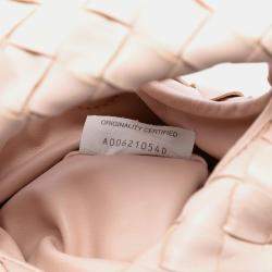 مملوكة مسبقًا Bottega Veneta Pink Mini Calfskin Intrecciato Hop Satchel