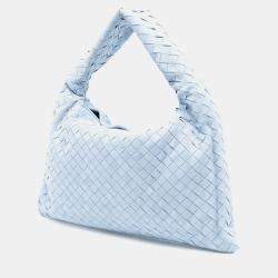 مملوكة مسبقًا Bottega Veneta Blue Small Suede Intrecciato Hop Hobo