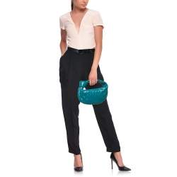 مملوكة مسبقًا حقيبة هوبو بوتيغا فينيتا ميني جودي جلد إنتريتشياتو زهري داكن