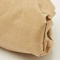 مملوكة مسبقًا Bottega Veneta The Pouch Beige Kraft Paper Clutch