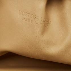مملوكة مسبقًا Bottega Veneta The Pouch Beige Kraft Paper Clutch
