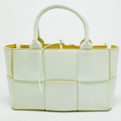 مملوكة مسبقًا حقيبة يد بوتيغا فينيتا أركو ميني جلد أنتريتشيو أخضر نعناعي