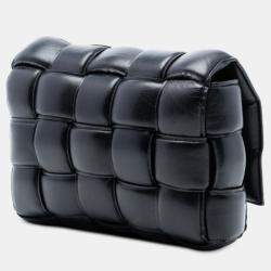 مملوكة مسبقًا حقيبة كروس بوتيغا فينيتا كاسيت مبطنة جلد أنتريتشياتو أسود