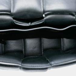 مملوكة مسبقًا حقيبة كروس بوتيغا فينيتا كاسيت مبطنة جلد أنتريتشياتو أسود