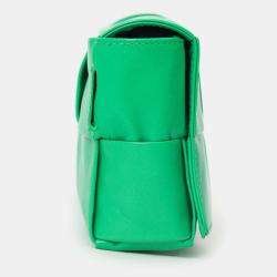 مملوكة مسبقًا حقيبة بوتيغا فينيتا كاسيت جلد أخضر بوتيغا فينيتا