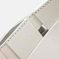 Pre Owned سلة مثلثة جلد أبيض بوتيغا فينيتا