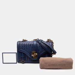 مملوكة مسبقًا Bottega Veneta Blue Nappa Intrecciato City Knot Shoulder Bag