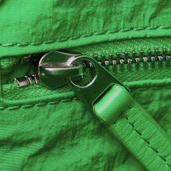 Pre Owned حقيبة كروس بوتيغا فينيتا كاسيت انتريشياتو جلد العجل ماكسي خضراء