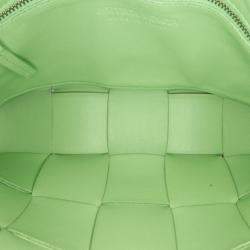 Pre Owned حقيبة كروس بوتيغا فينيتا كاسيت نسيج ناپا أخضر