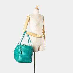 Pre Owned حقيبة كتف بوتيغا فينيتا مكعب إنترشياتو نابا زرقاء