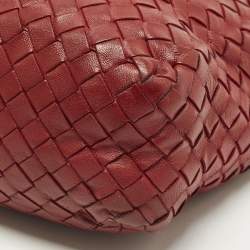 مملوكة مسبقًا Bottega Veneta Pocket Red Intrecciato Leather Crossbody Bag