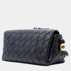 مملوكة مسبقًا Bottega Veneta Black Nappa Intrecciato Pouch On Strap Crossbody