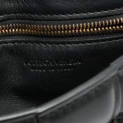 مملوكة مسبقًا حقيبة كروس بودي بوتيغا فينيتا مبطنة كاسيت جلد متشابك أسود