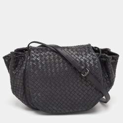Pre Owned Bottega Veneta Intrecciato Black Leather Drawstring Flap Crossbody Bag