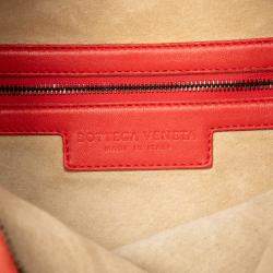 Pre Owned حقيبة هوبو بوتيغا فينيتا فينيتا نابع مثقبة حمراء صغيرة