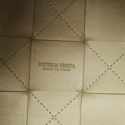 Pre Owned حقيبة دلو بوتيغا فينيتا صغيرة كاسيت جلد انتريشو أخضر فاتح