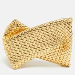 مملوكة مسبقًا Bottega Veneta Crisscross Gold Padded Intrecciato Leather Clutch