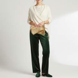 مملوكة مسبقًا Bottega Veneta Crisscross Gold Padded Intrecciato Leather Clutch