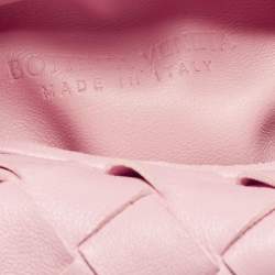 مملوكة مسبقًا حقيبة بوتيغا فينيتا جودي مايكرو كاندي جلد إنتريشياتو سوداء