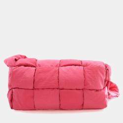 مملوكة مسبقًا Bottega Veneta Padded Tech Cassette Bag