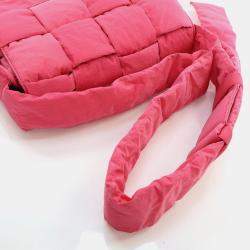 مملوكة مسبقًا Bottega Veneta Padded Tech Cassette Bag