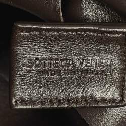 Pre Owned حقيبة كروس كاميرا بوتيغا فينيتا كاسيت جلد بني داكن صغير