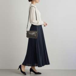 Pre Owned حقيبة كروس كاميرا بوتيغا فينيتا كاسيت جلد بني داكن صغير