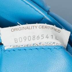 Pre Owned حقيبة كتف بوتيغا فينيتا سلسلة مكتنزة جلد زرقاء كاسيت