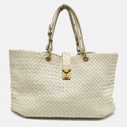 Pre Owned حقيبة يد بوتيغا فينيتا كابري كبيرة جلد أنترشياتو أبيض فاتح