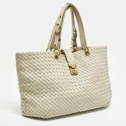 Pre Owned حقيبة يد بوتيغا فينيتا كابري كبيرة جلد أنترشياتو أبيض فاتح