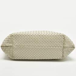 Pre Owned حقيبة يد بوتيغا فينيتا كابري كبيرة جلد أنترشياتو أبيض فاتح