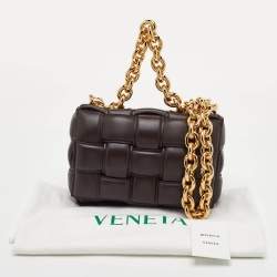 مملوكة مسبقًا حقيبة كتف بوتيغا فينيتا كاسيت جلد مبطن سلسلة بني شوكولاتة