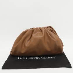 Pre Owned Bottega Veneta The Pouch Brown Leather Clutch