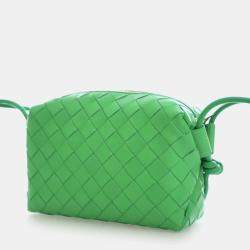 Pre Owned Bottega Veneta Green Mini Lambskin Intrecciato Loop Camera Bag