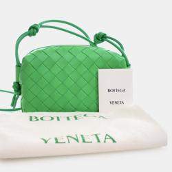 Pre Owned Bottega Veneta Green Mini Lambskin Intrecciato Loop Camera Bag