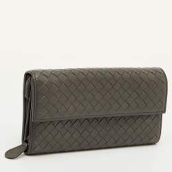 Pre Owned محقظة كونتيننتال بوتيغا فينيتا جلد إنترشياتو أحمر بقلاب