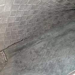 Pre Owned Bottega Veneta Black Leather mesh clutch