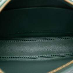 مملوكة مسبقًا حقيبة هوبو بوتيغا فينيتا خضراء ميني جلد إنتريشياتو صن رايز